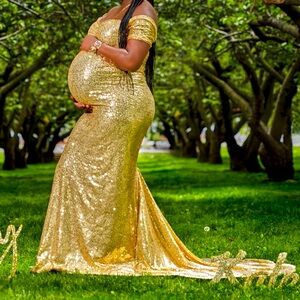 Gold Sequin Maternity Shoot/ Baby Shower Dress| Medium| w train